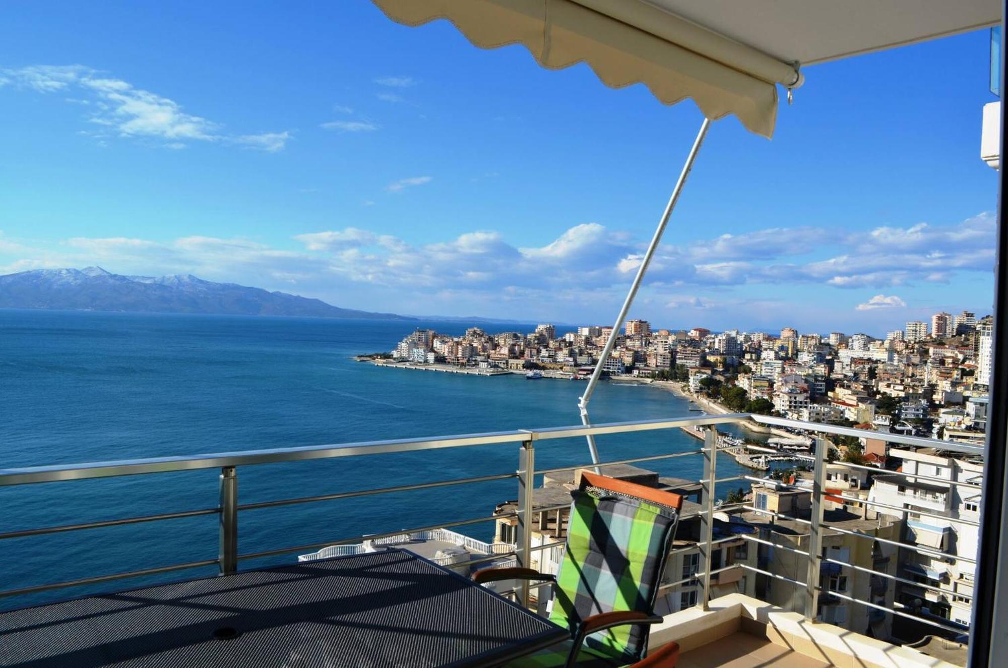 Wonderful View Apartments Sarandë Esterno foto