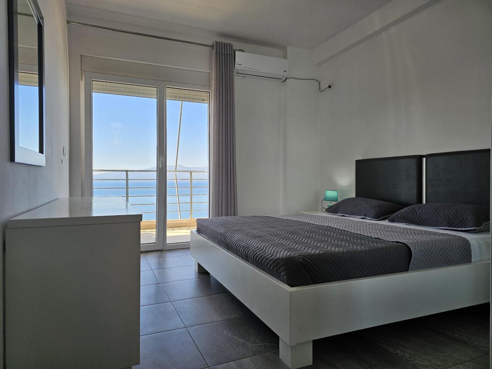Wonderful View Apartments Sarandë Esterno foto