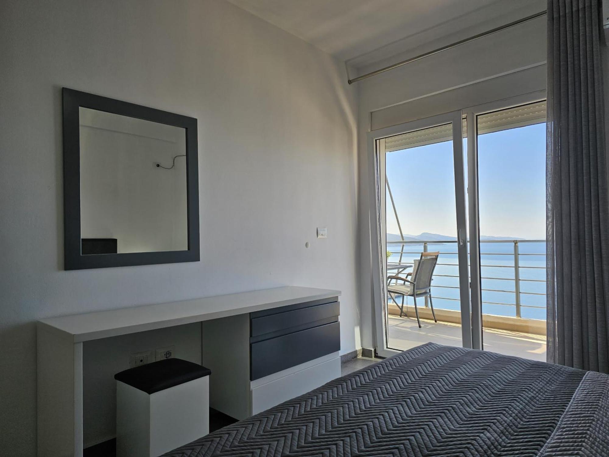 Wonderful View Apartments Sarandë Esterno foto