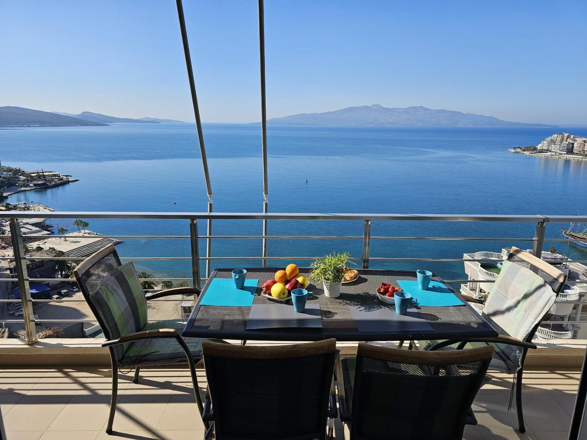 Wonderful View Apartments Sarandë Esterno foto
