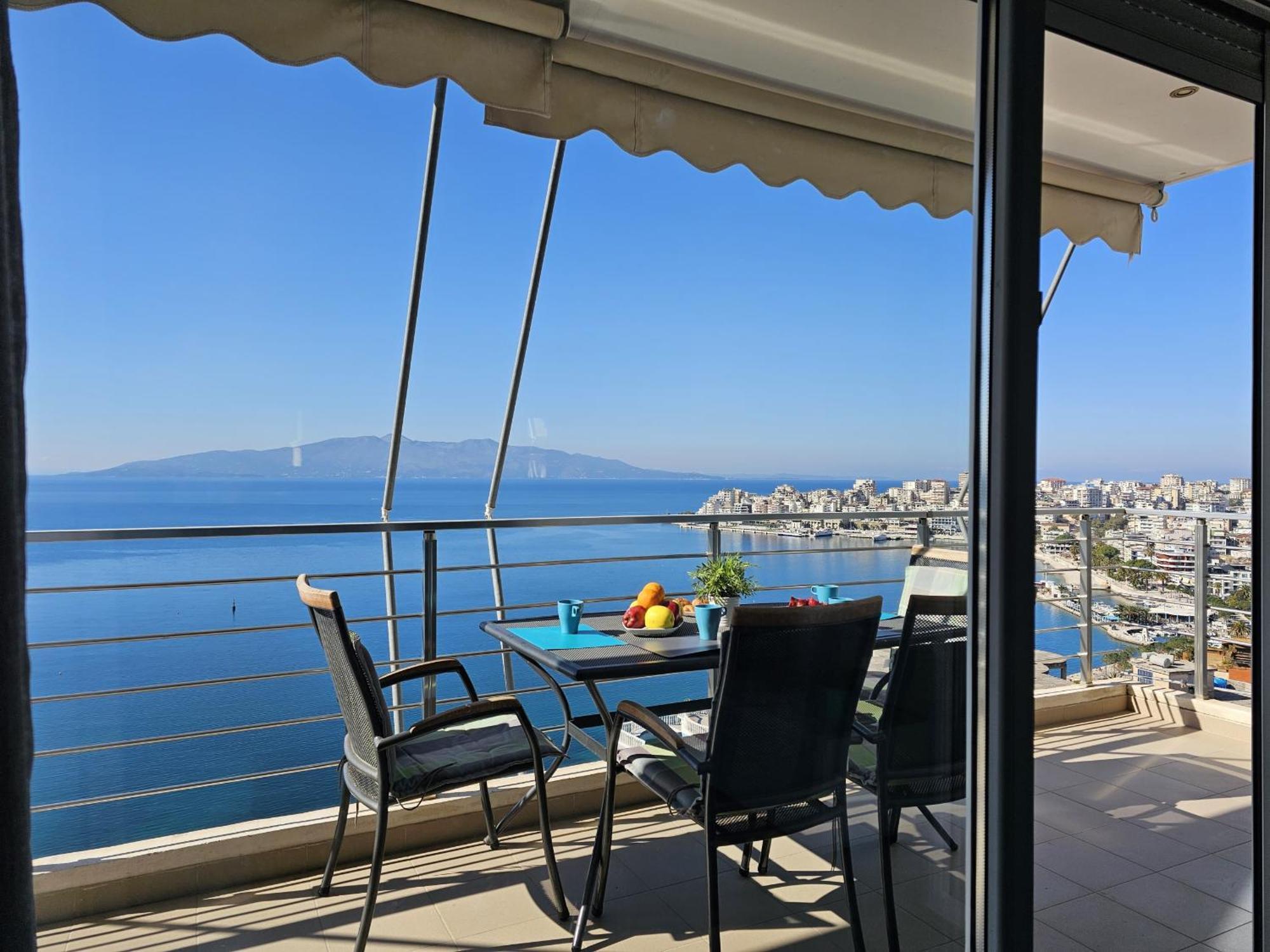 Wonderful View Apartments Sarandë Esterno foto