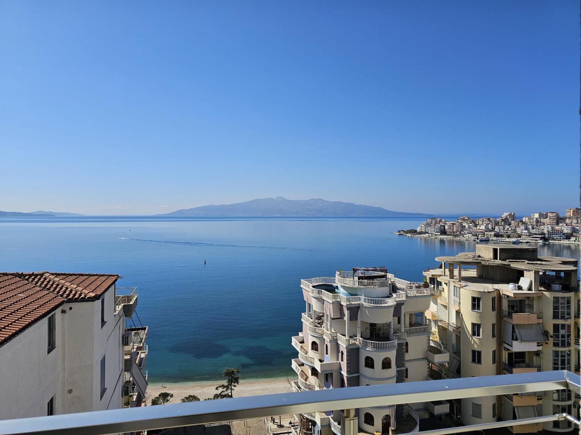 Wonderful View Apartments Sarandë Esterno foto