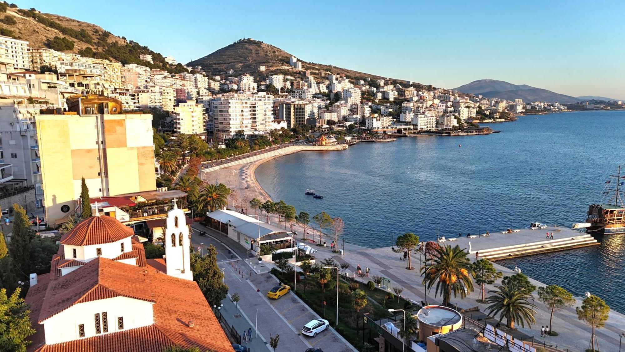 Wonderful View Apartments Sarandë Esterno foto