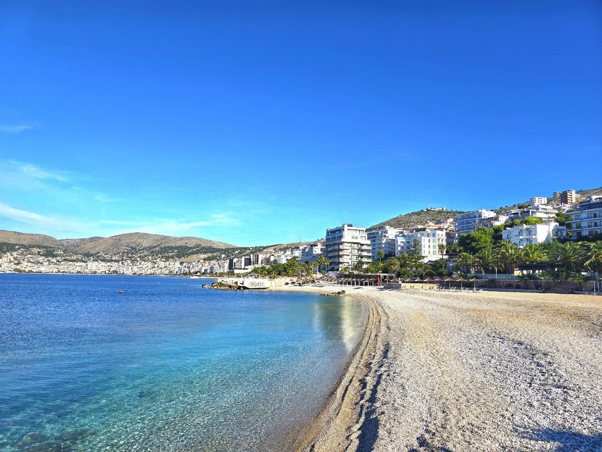 Wonderful View Apartments Sarandë Esterno foto